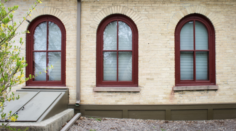 Historic windows of the 1865 Frisby House