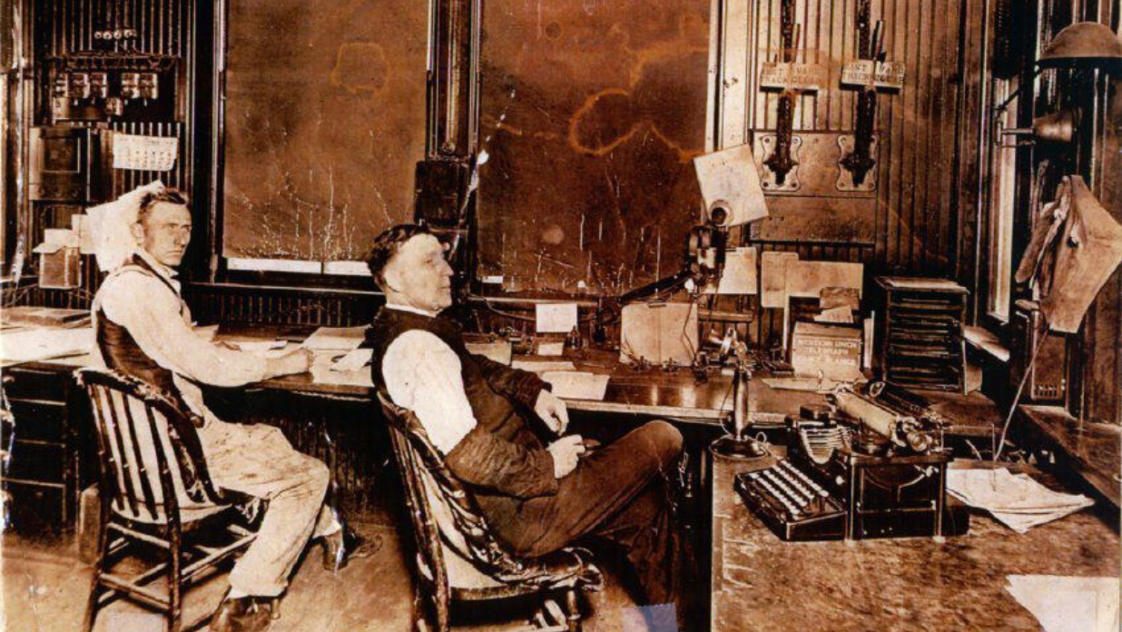 Inside the Chicago and Northwestern Railroad Depot in West Bend in 1912. 