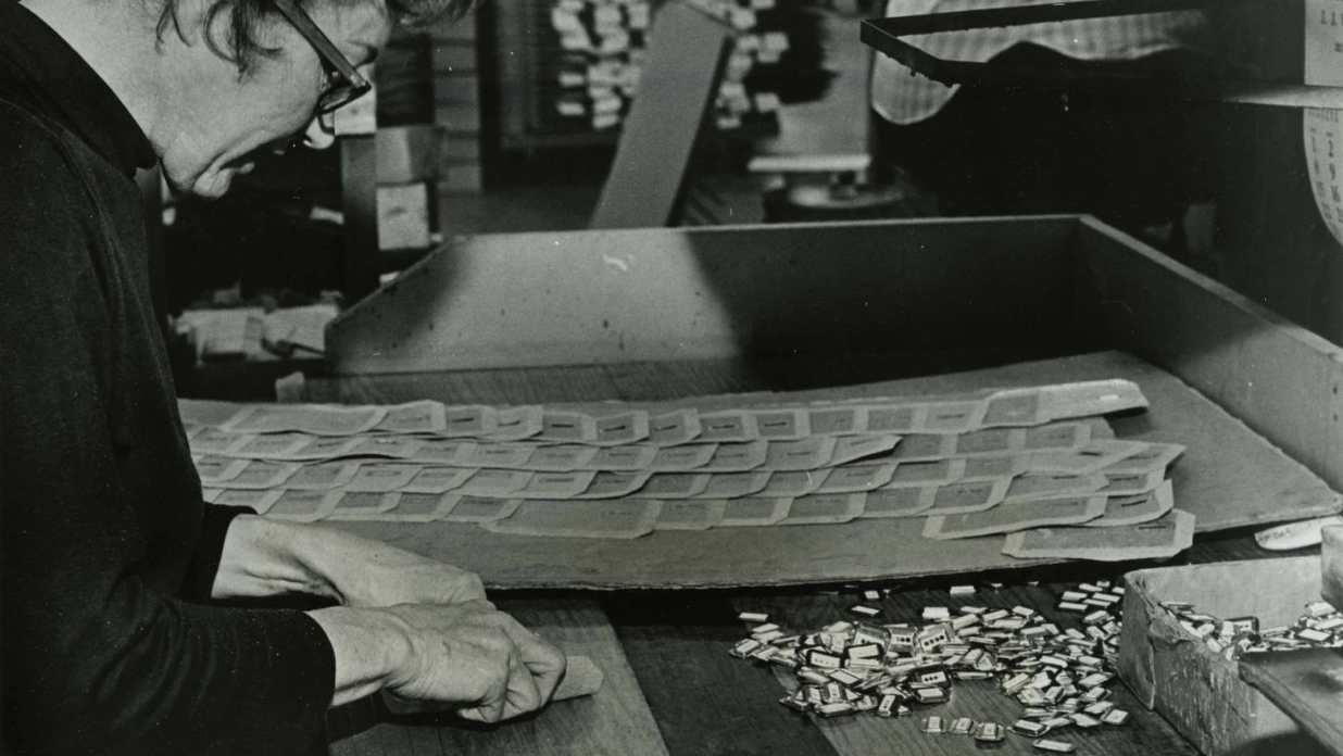 Historic manufacturing of leather wallets in Wisconsin